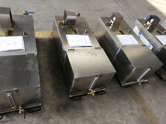 BRWQ11/20型礦用乳化液泵(風(fēng)動(dòng)/氣動(dòng))